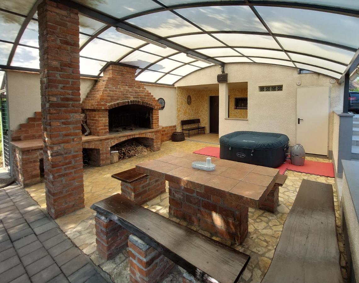 Holiday Home Franky Varazdin Breg Bagian luar foto