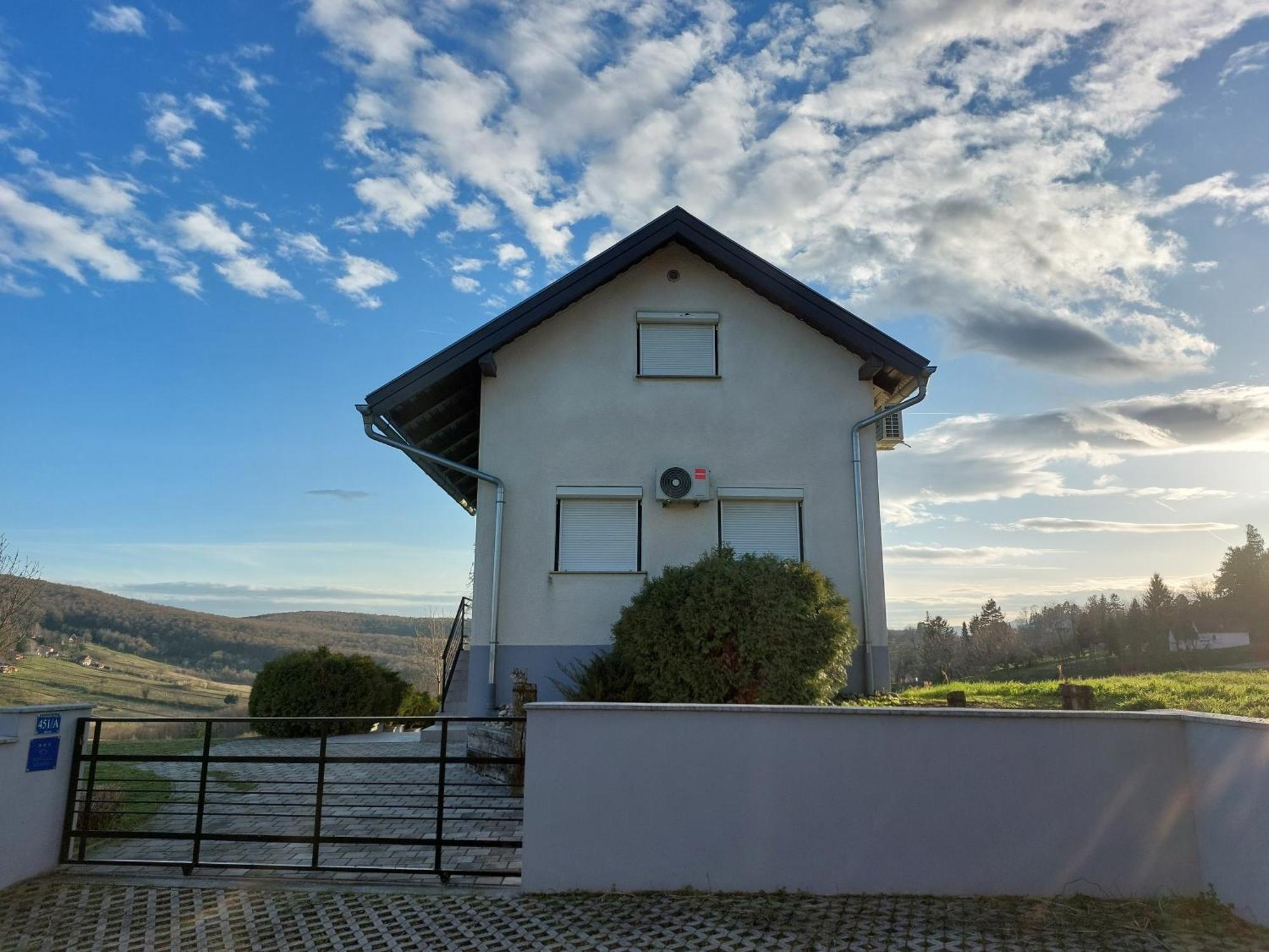 Holiday Home Franky Varazdin Breg Bagian luar foto